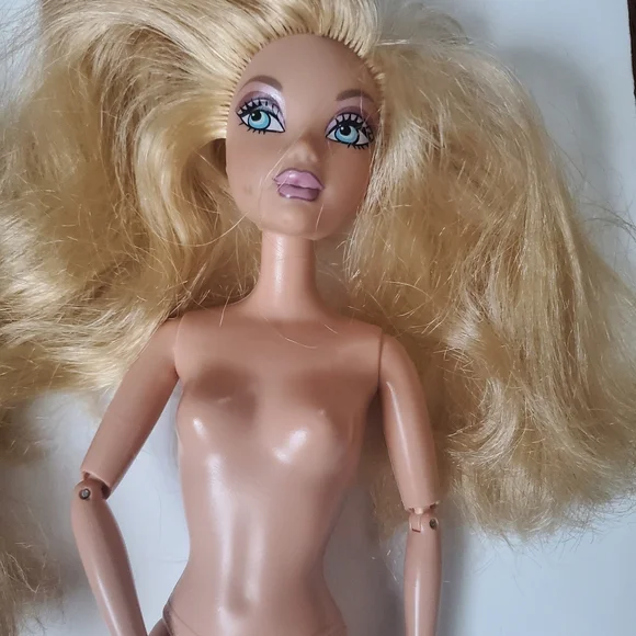 My SCENE VINTAGE DOLL 19991st edition8 piece doll collectionMY SCENE 1999.